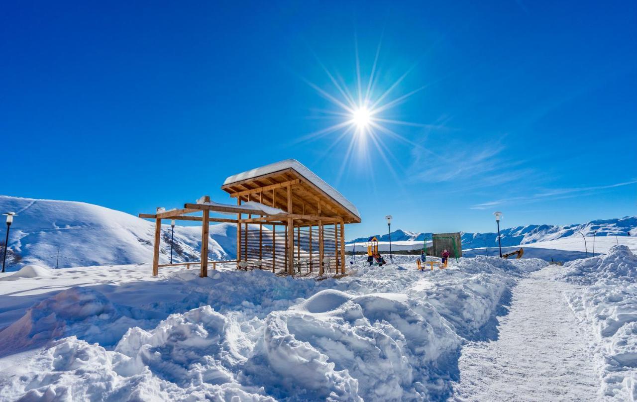 Gvc 240 New Gudauri Apartment Екстериор снимка