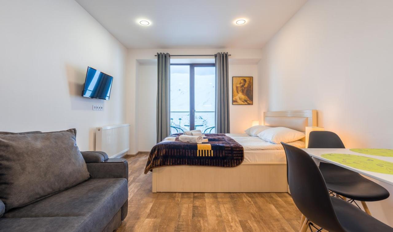 Gvc 240 New Gudauri Apartment Екстериор снимка